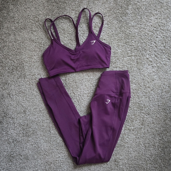Gymshark Matching Set - Picture 5 of 9